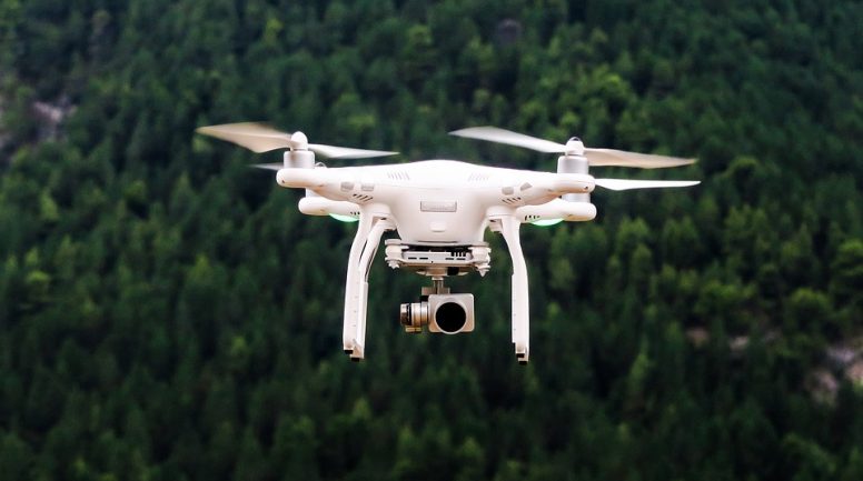 Divu nedēļu laikā policija konstatē 41 dronu lidojumu pārkāpumu